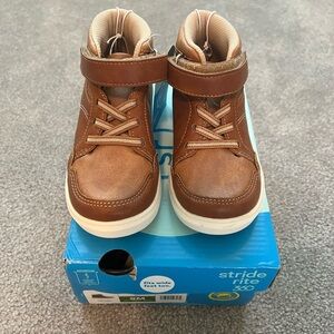 NWT Toddler Stride Rite Zayn Boots